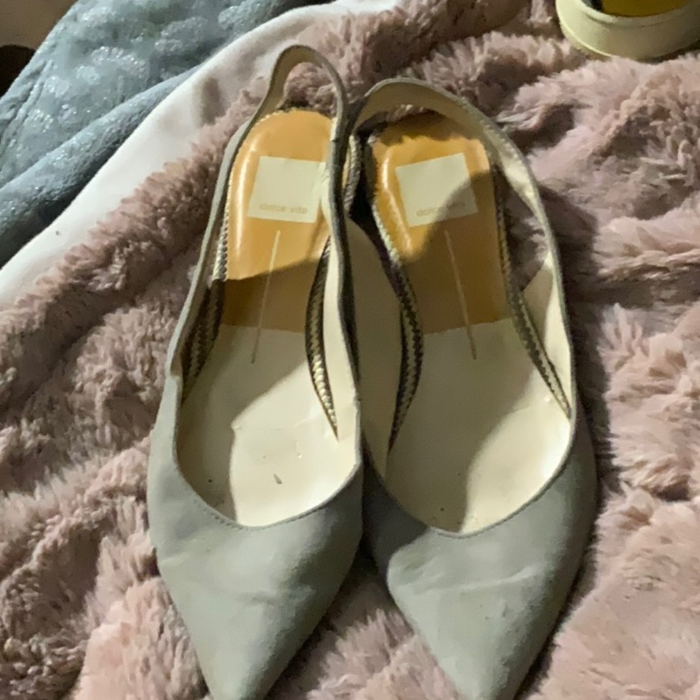 Grey flats size7.5 m